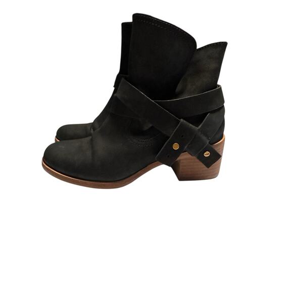 UGG Elora Black Leather Ankle Boots – Size 7 (EUC) Cowgirl WesternBoho FallBoots - Picture 4 of 9